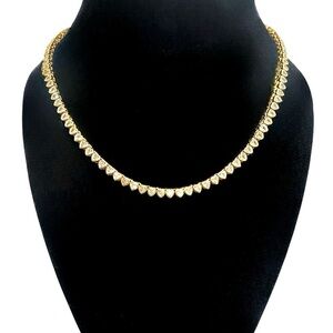 ✨AlanaJ –Heart-Cut Tennis Choker
Luxe Statement Edition✨